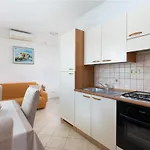 شقة Cozy 1-bedroom Near The Center Of *